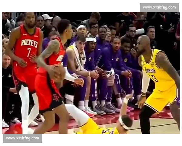 湖人热火巅峰对决NBA总决赛经典录像回顾与关键瞬间解析全景